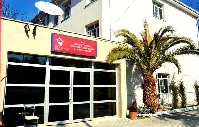 Özel Hayat Şifa Yurdu Bakım Merkezi - Yaşlı Bakım Evi - Manisa
