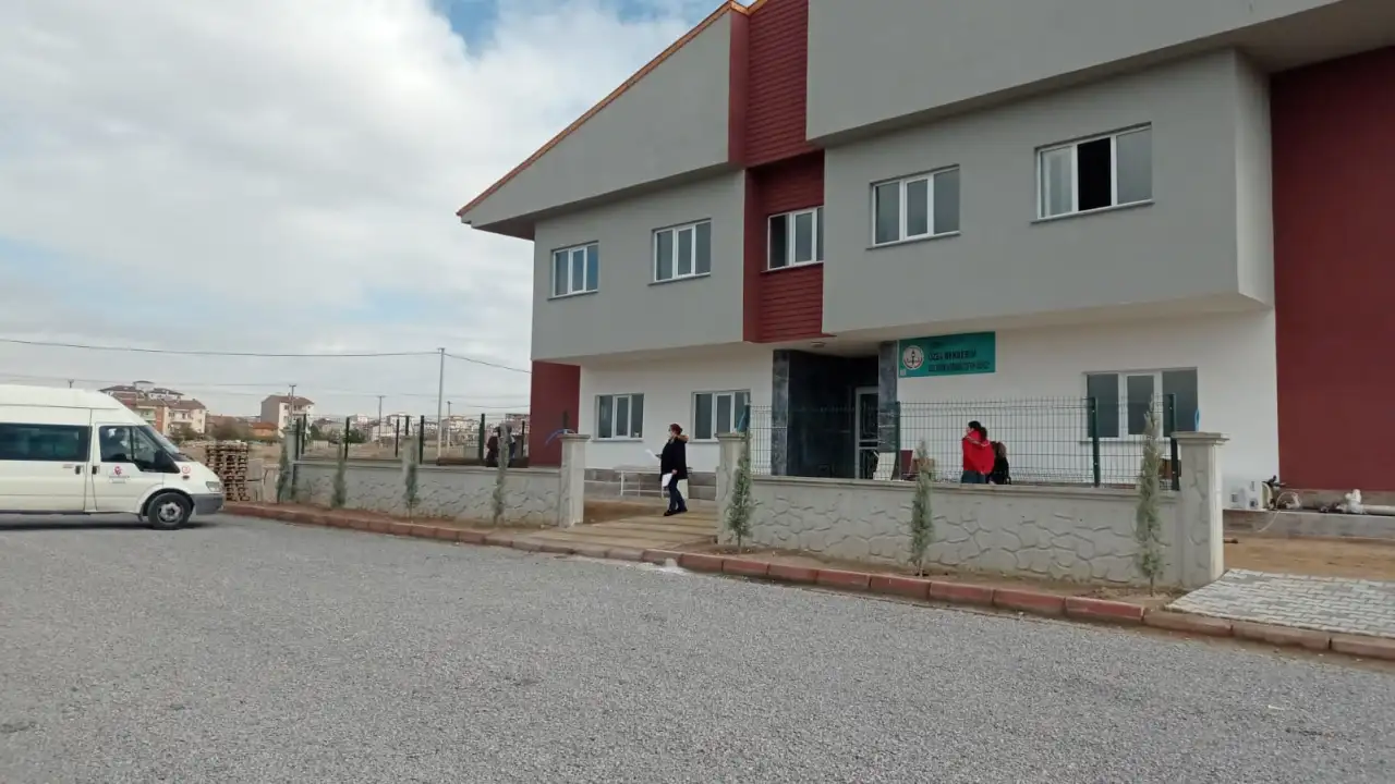 ÖZEL REHBERİM ÖZEL EĞİTİM VE REHABİLİTASYON MERKEZİ - Özel Eğitim ve Gelişim Merkezi - Niğde - galeri görseli