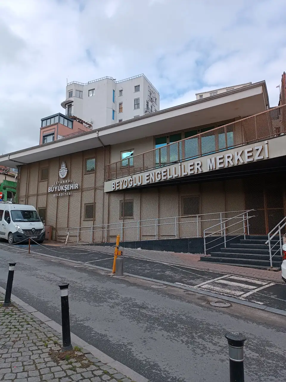 Beyoğlu ÖZGEM Özel Gereksinimli Bireyler Eğitim Merkezi - Özel Eğitim ve Gelişim Merkezi - İstanbul