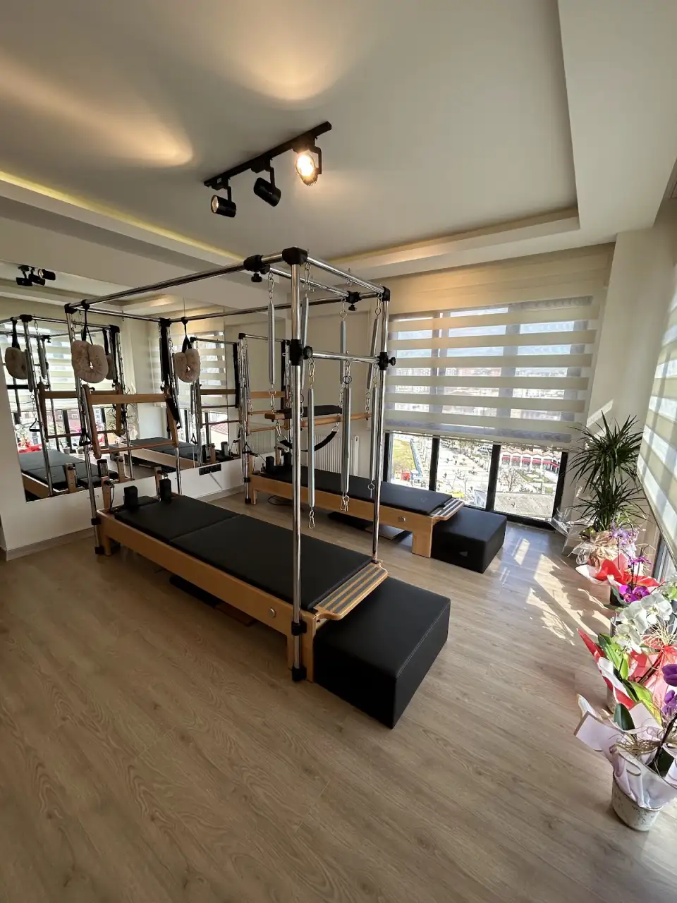Fizyo Vis Fizyoterapi Danışmanlık Merkezi & Klinik Reformer Pilates - Fizik Tedavi ve Rehabilitasyon - İstanbul - galeri görseli