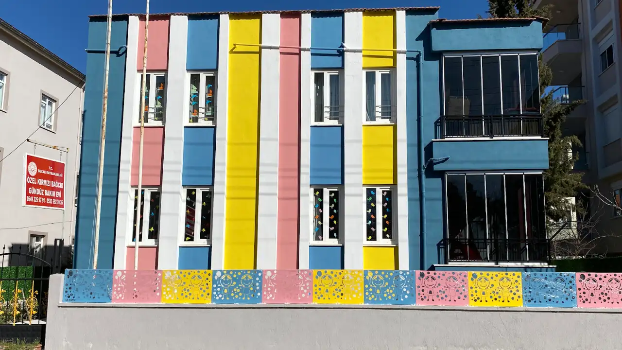 Kırmızı Bağcık Kreş Gündüz Bakımevi - Çocuk Bakım Merkezi - Burdur