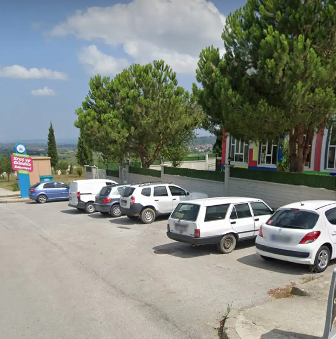 Yeşilbayraktar Kreş ve Gündüz Bakımevi