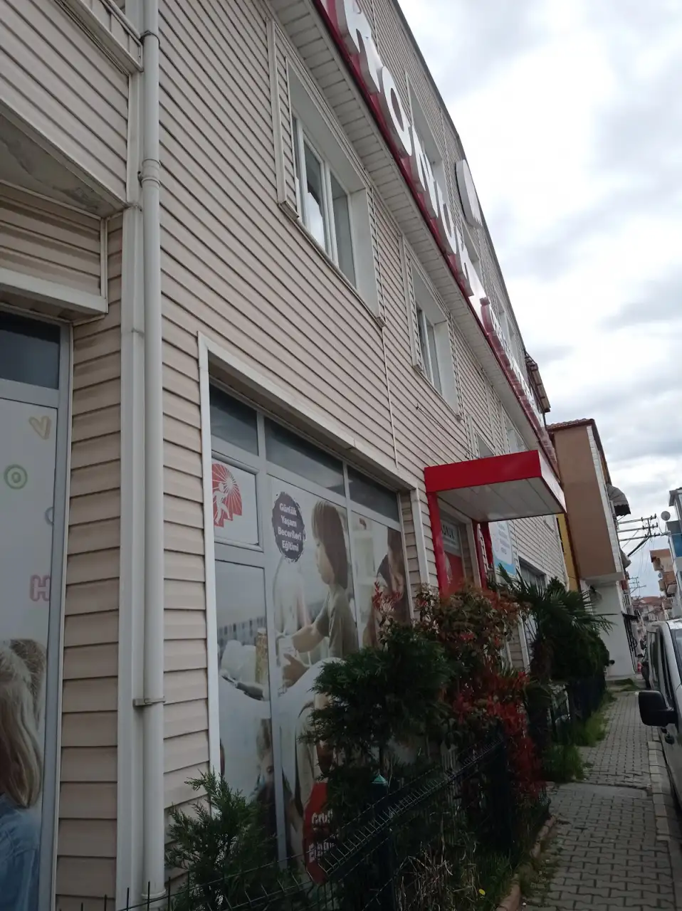 Empatik Özel Eğitim Ve Rehabilitasyon Merkez