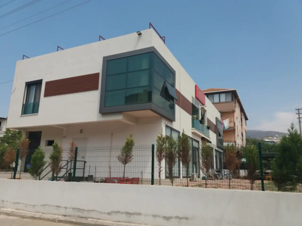 Bilgeler Huzur Evi - Yaşlı Bakım Evi - İzmir