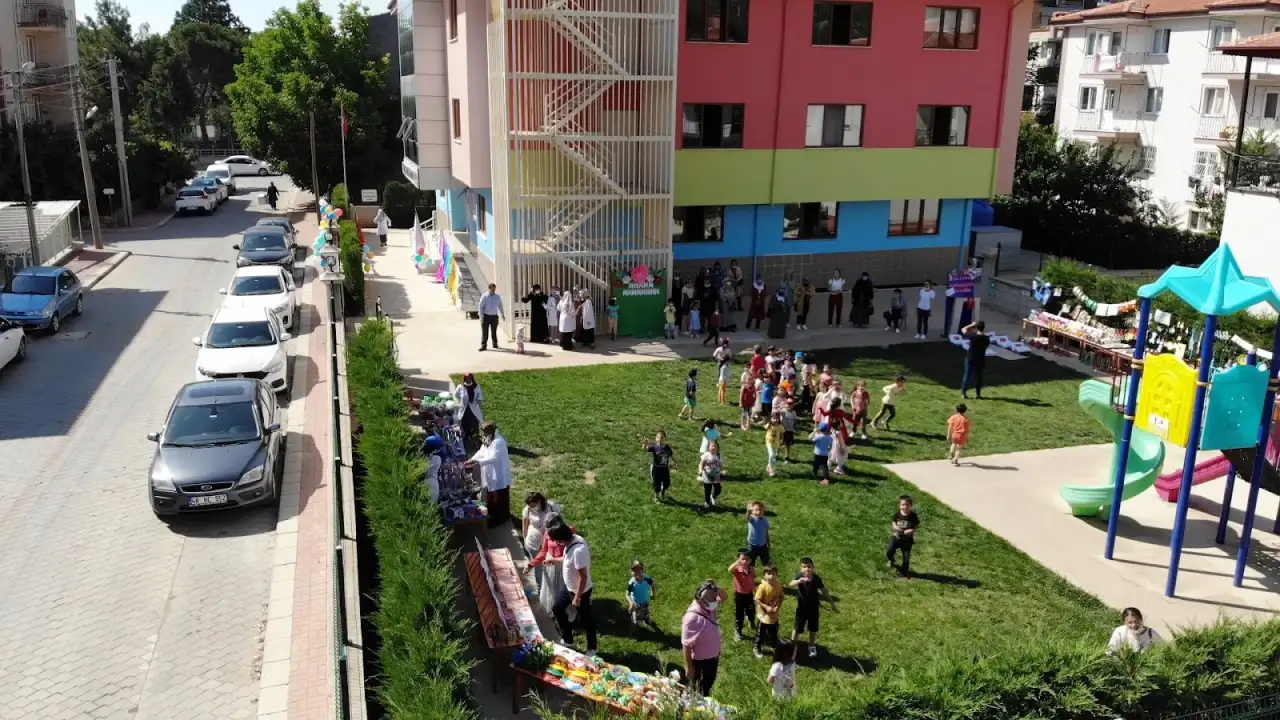 Tavas Özel Beyaz Zambak Anaokulu