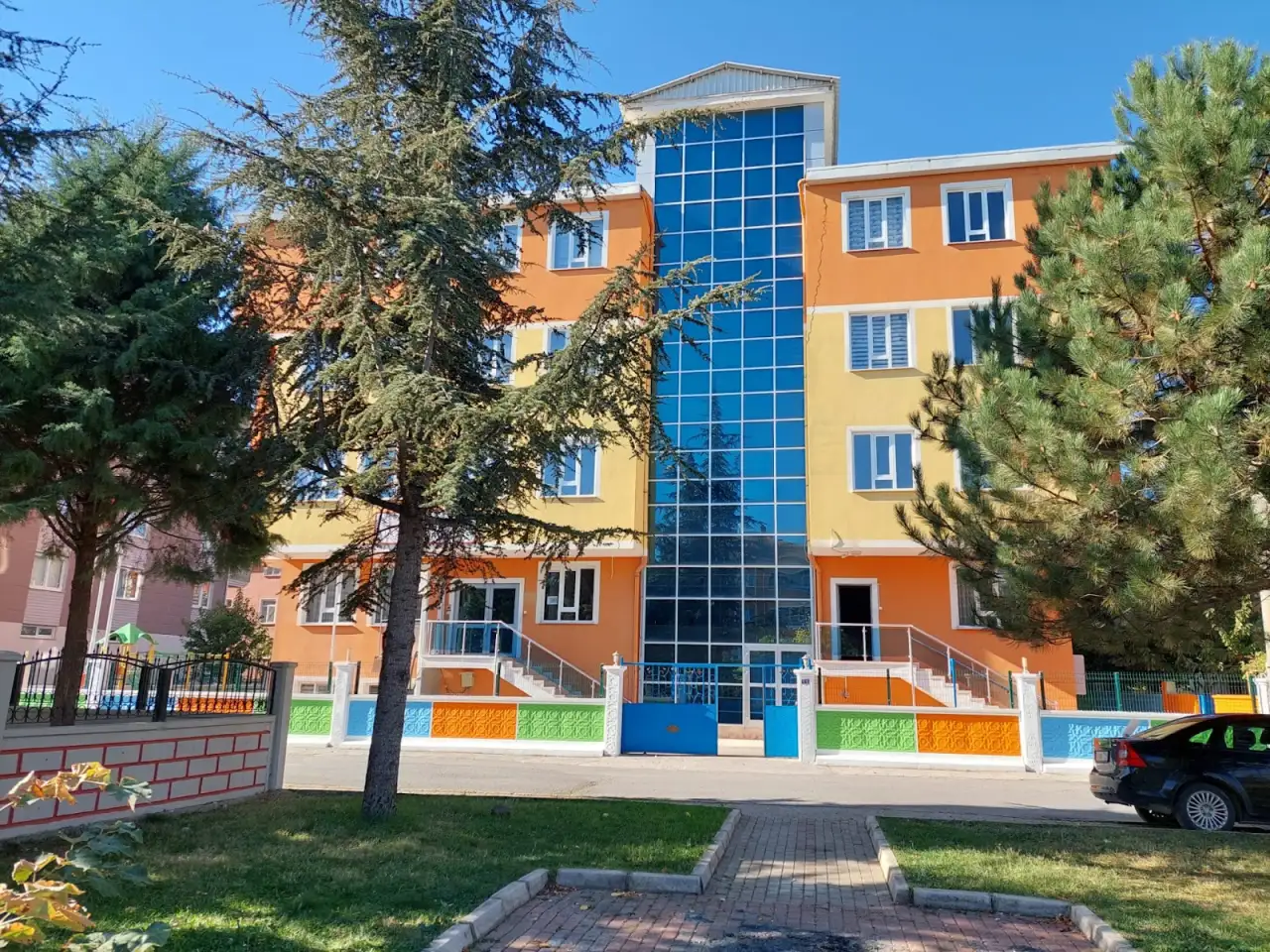 AKŞEHİR DOLUNAY ANAOKULU