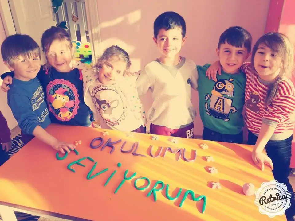 Hilal Kreş ve Gündüz Bakımevi - Kreş ve Anaokulu - Rize