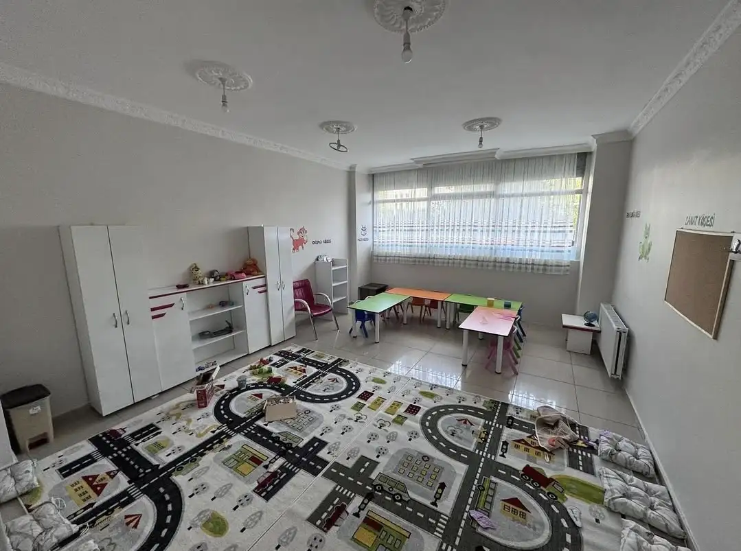 Erciş Minik Adımlar Kreş ve Gündüz Bakım Evi