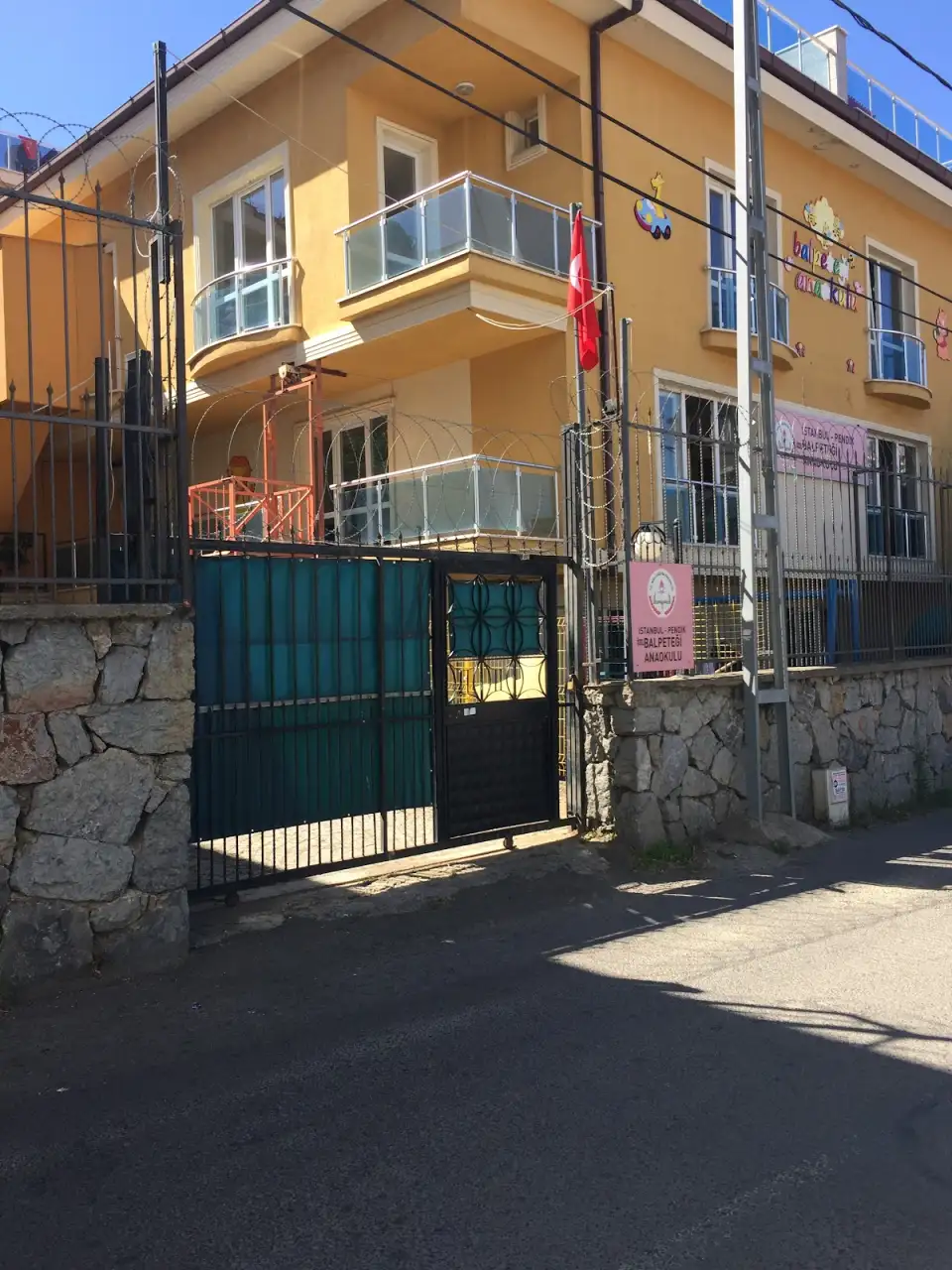 Bal Peteği Anaokulu - Kreş ve Anaokulu - İstanbul