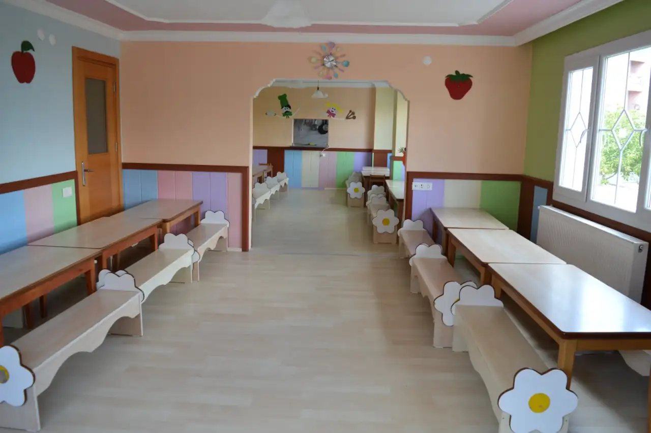 Şirinler Anaokulları - Kreş ve Anaokulu - İzmir