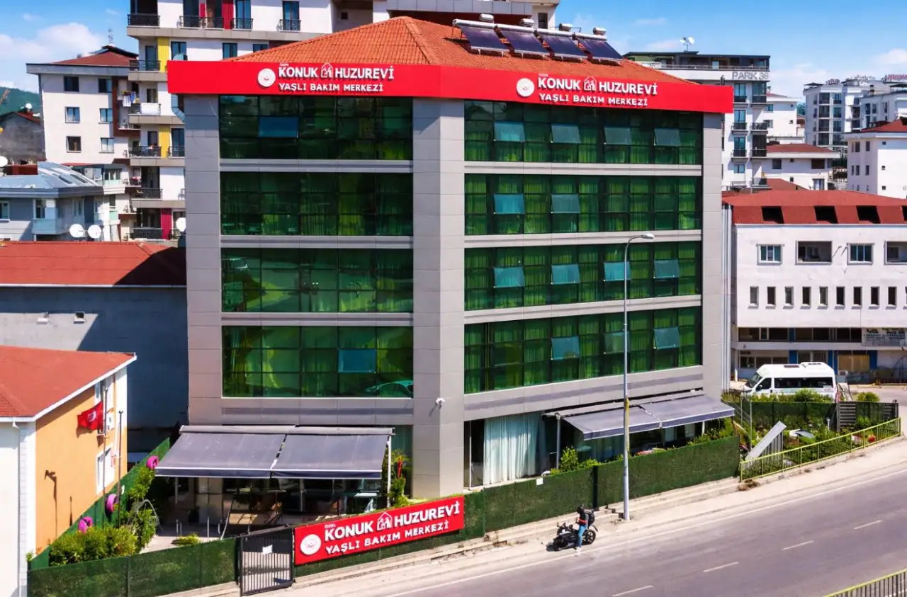 Konuk Huzurevi Yaşlı Bakım Merkezi Çekmeköy - Yaşlı Bakım Evi - İstanbul