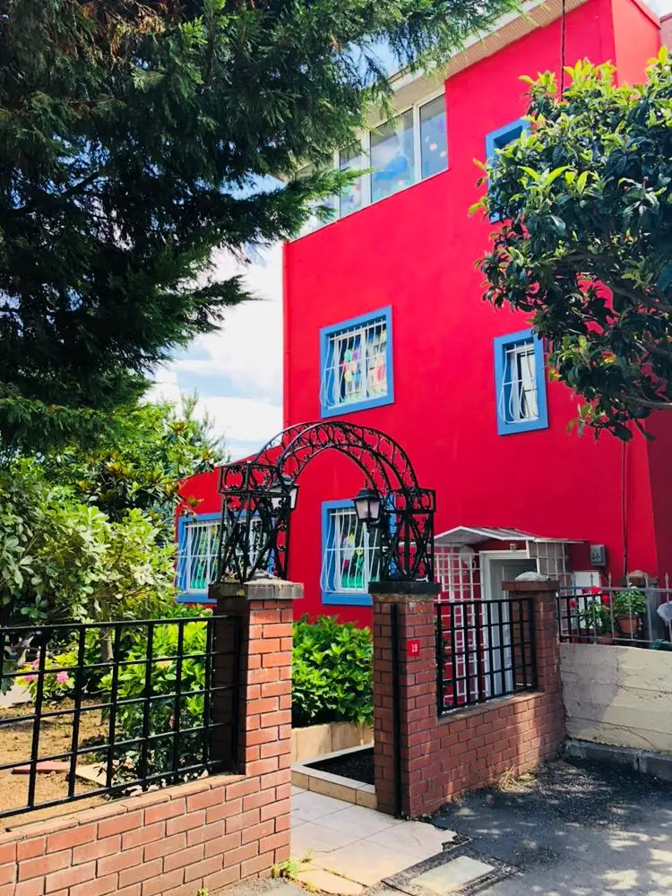Badem Şekeri Anaokulu (Kids Education Academy İstinye Şubesi) - Kreş ve Anaokulu - İstanbul