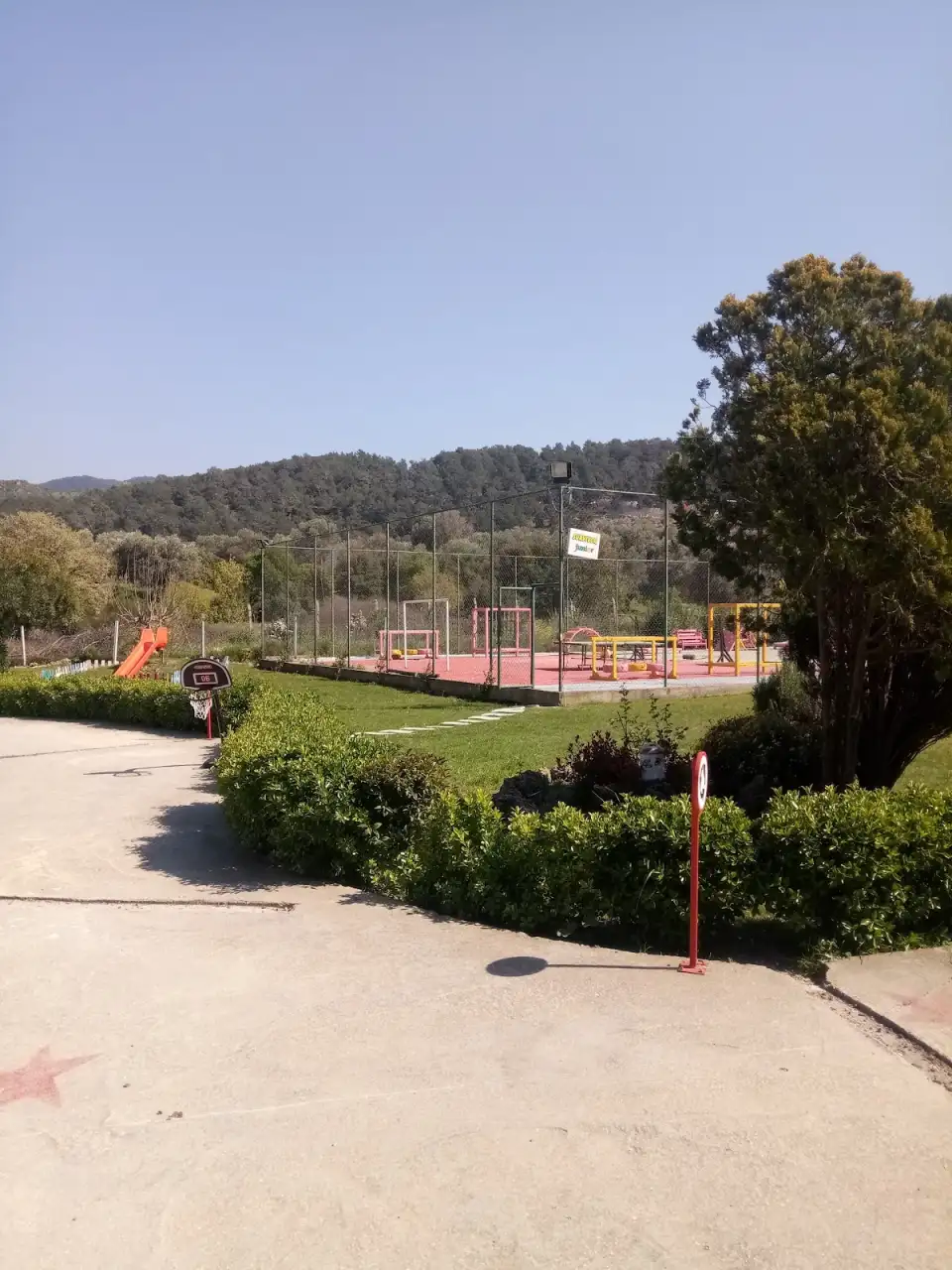 Karataraklı Kreş ve Gündüz Bakımevi - Çocuk Bakım Merkezi - İzmir - galeri görseli