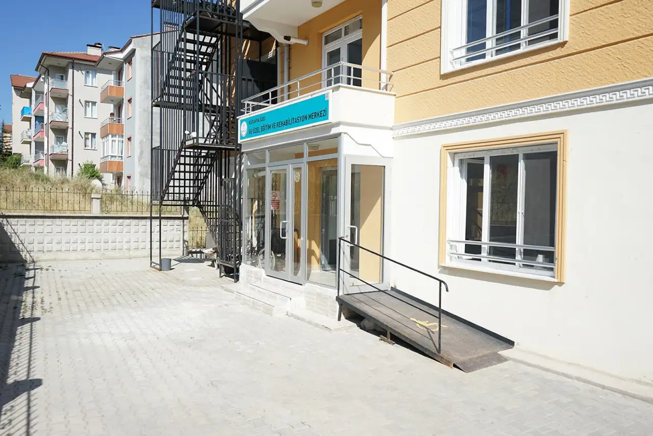 Su Özel Eğitim ve Rehabilitasyon Merkezi KÜTAHYA/ KÜYAHYAÖZELEĞİTİM - Özel Eğitim ve Gelişim Merkezi - Kütahya - galeri görseli