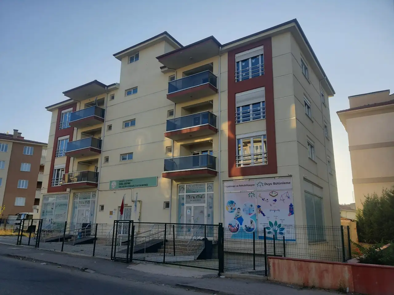 DEFNE ÖZEL EĞİTİM VE REHABİLİTASYON MERKEZİ - Özel Eğitim ve Gelişim Merkezi - Eskişehir