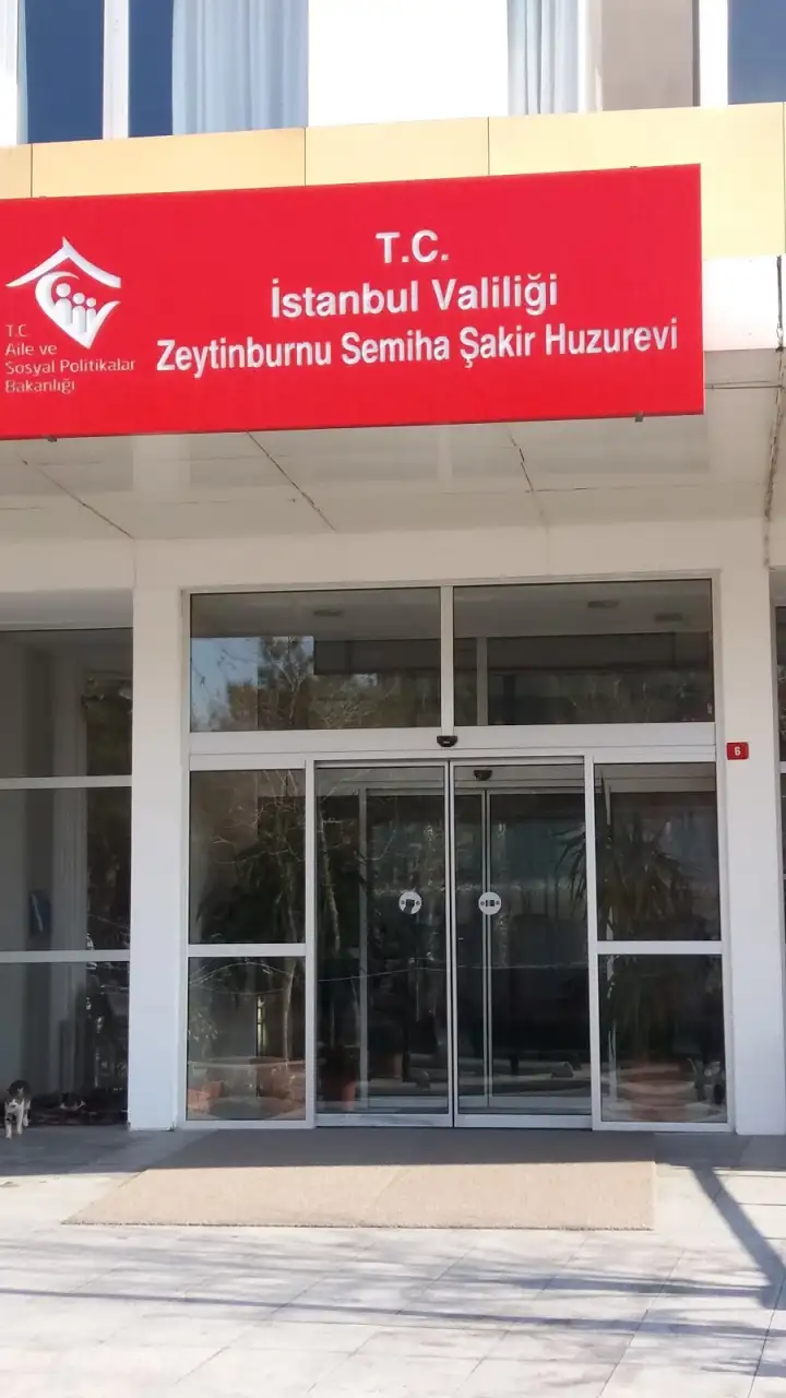 Zeytinburnu Semiha Şakir Huzurevi - Yaşlı Bakım Evi - İstanbul