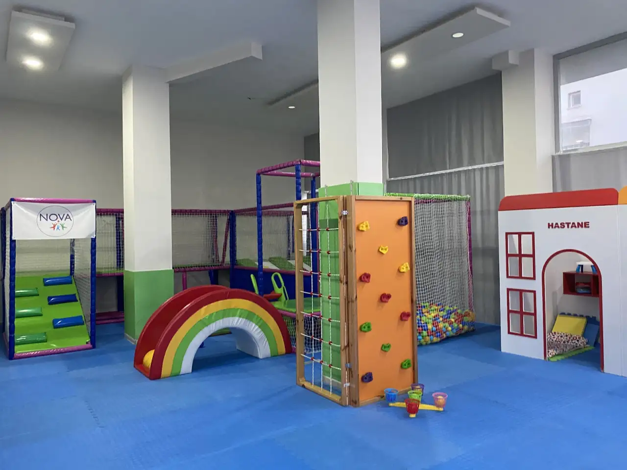 Nova Çocuk Oyun ve Aktivite Merkezi - Çocuk Bakım Merkezi - İzmir - galeri görseli