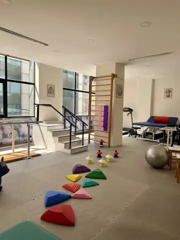 Özel Bağcılar Anadolu Özel Eğitim ve Rehabilitasyon Merkezi