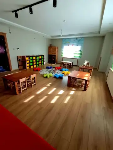 Umay Montessori Akademi Kreş ve Gündüz Bakımevi