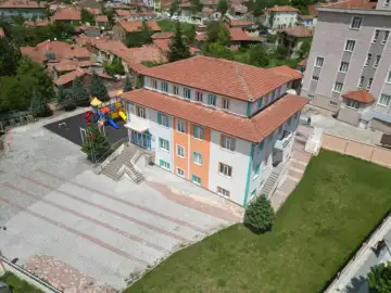 Özel Beyaz Zambak Refia Hatun Anaokulu - Kreş ve Anaokulu - Çorum