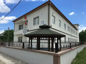 Elimi Tut Özel Eğitim Ve Rehabilitasyon Merkezi