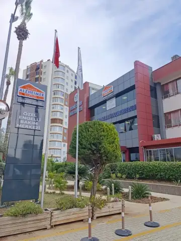 ALZHEİMER-DEMANS ENGELLİ BAKIM MERKEZİ - Yaşlı Bakım Evi - Mersin