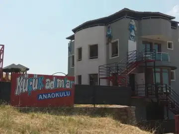 Küçük Adımlar Anaokulu - Kreş ve Anaokulu - İzmir