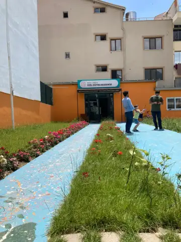 Gemlik Özel Eğitim Akademisi Özel Eğitim Ve Rehabilitasyon Merkezi