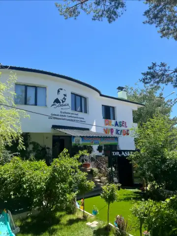 Dr.Asel Vip Kids Kreş - Çocuk Bakım Merkezi - Erzurum