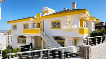 Beyaz Arı Anaokulu - Kreş ve Anaokulu - İzmir
