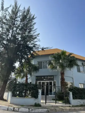 ÖZEL MEDİ YAŞAM HUZUREVİ VE YAŞLI BAKIM MERKEZİ - Huzurevi - İzmir