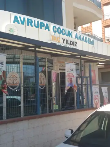 Avrupa Çocuk Akademisi Taç Yıldız Anaokulları - Kreş ve Anaokulu - İzmir