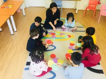 BİLGENİN RENKLİ DÜNYASI Kreş ve Gündüz Bakımevi