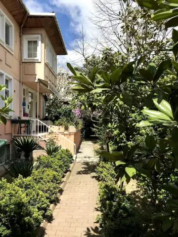 Eski Dostlar Huzur Evi ve Yaşlı Bakım Merkezi - Yaşlı Bakım Evi - İstanbul