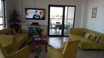 Mukaddes Aksoy Yatılı Bakım Merkezi - Yaşlı Bakım Evi - Antalya