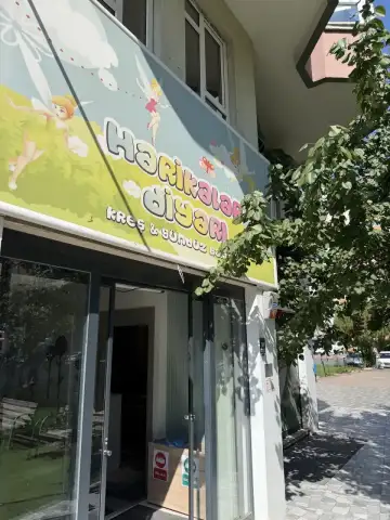 Harikalar Diyarı Kreş ve Gündüz Bakım Evi