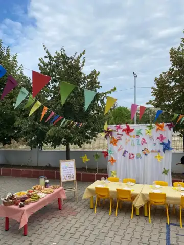 Özel Güldeste Anaokulu - Kreş ve Anaokulu - Çanakkale
