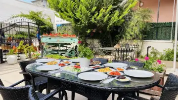 Buket Yaşlı Bakım Merkezi