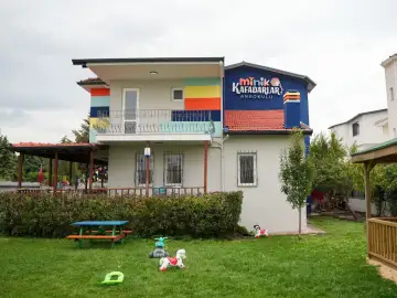 Minik Kafadarlar Anaokulu - Kreş ve Anaokulu - Bursa