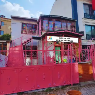 EYÜPSULTAN GÜNEŞİM ANAOKULU - Kreş ve Anaokulu - İstanbul