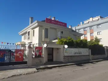 Özel Akıllı Çocuklar Kreş ve Gündüz Bakımevi