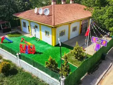 Özel Bursa Parlayan Yıldızlar Anaokulu - Kreş ve Anaokulu - Bursa