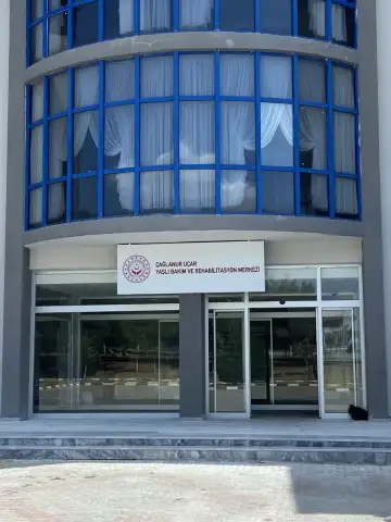 Çağla Nur Uçar Yaşlı Bakım ve Rehabilitasyon Merkezi