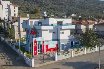 Özel Küçük Mucizeler Çocuk Akademisi & Gündüz Bakımevi - Çocuk Bakım Merkezi - İzmir
