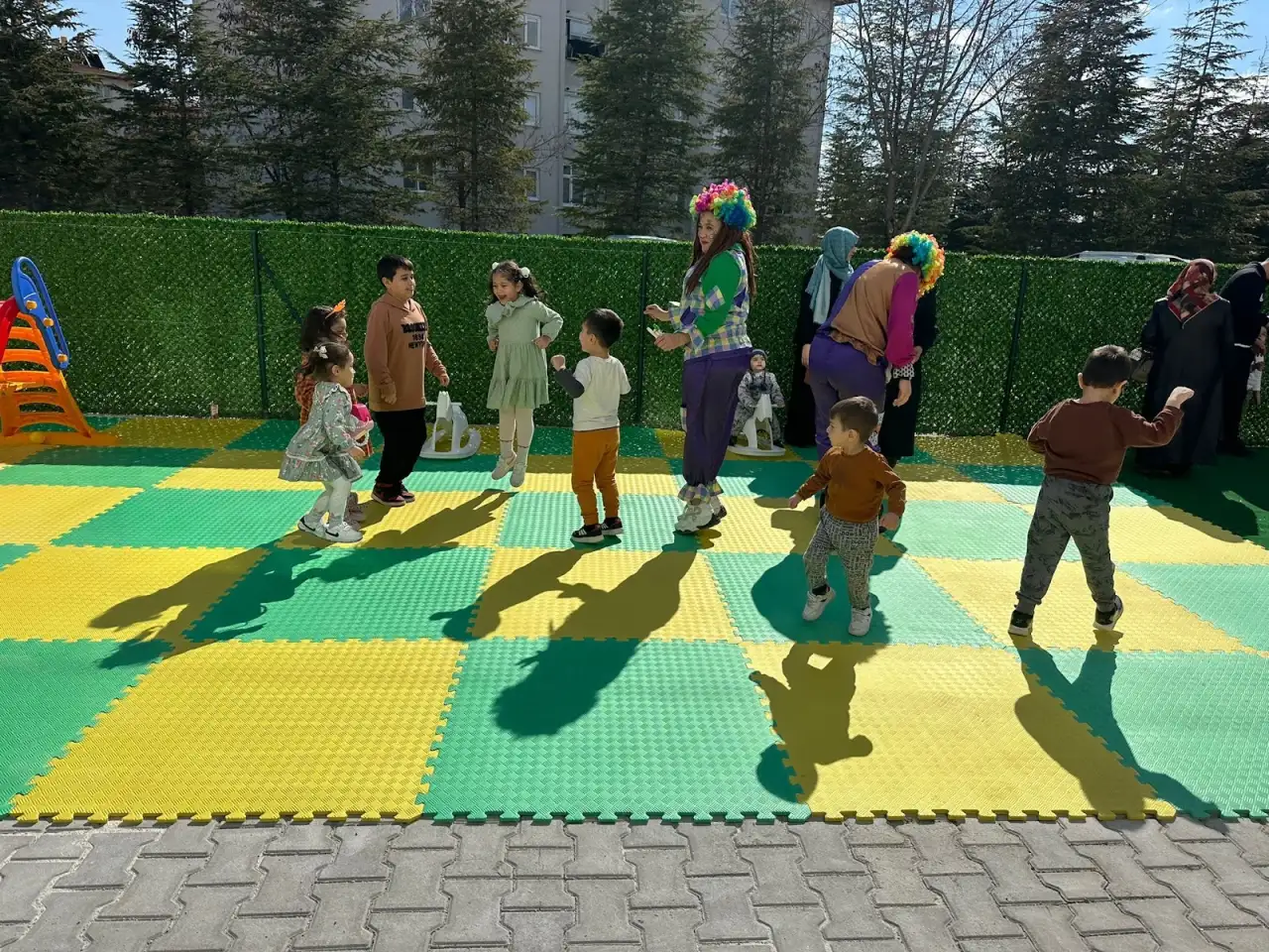 İnciKids Çocuk Gündüz Bakımevi