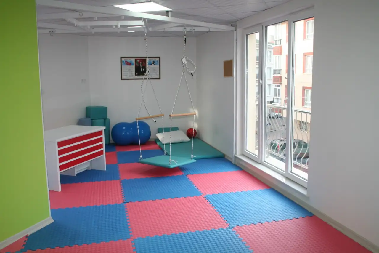 Parıltı Özel Eğitim ve Rehabilitasyon Merkezi