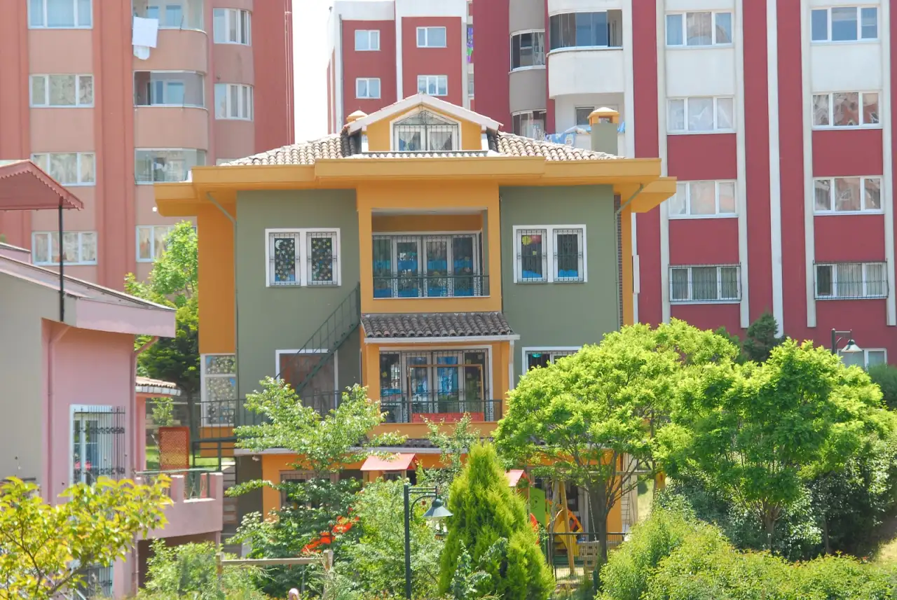 Özel Yıldızlar Anaokulu - Kreş ve Anaokulu - İstanbul