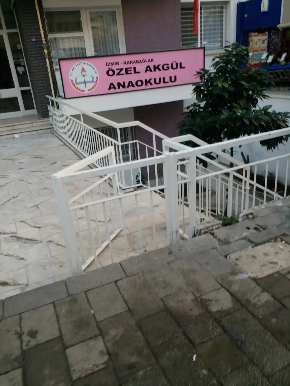 Özel Akgül Anaokulu - Kreş ve Anaokulu - İzmir