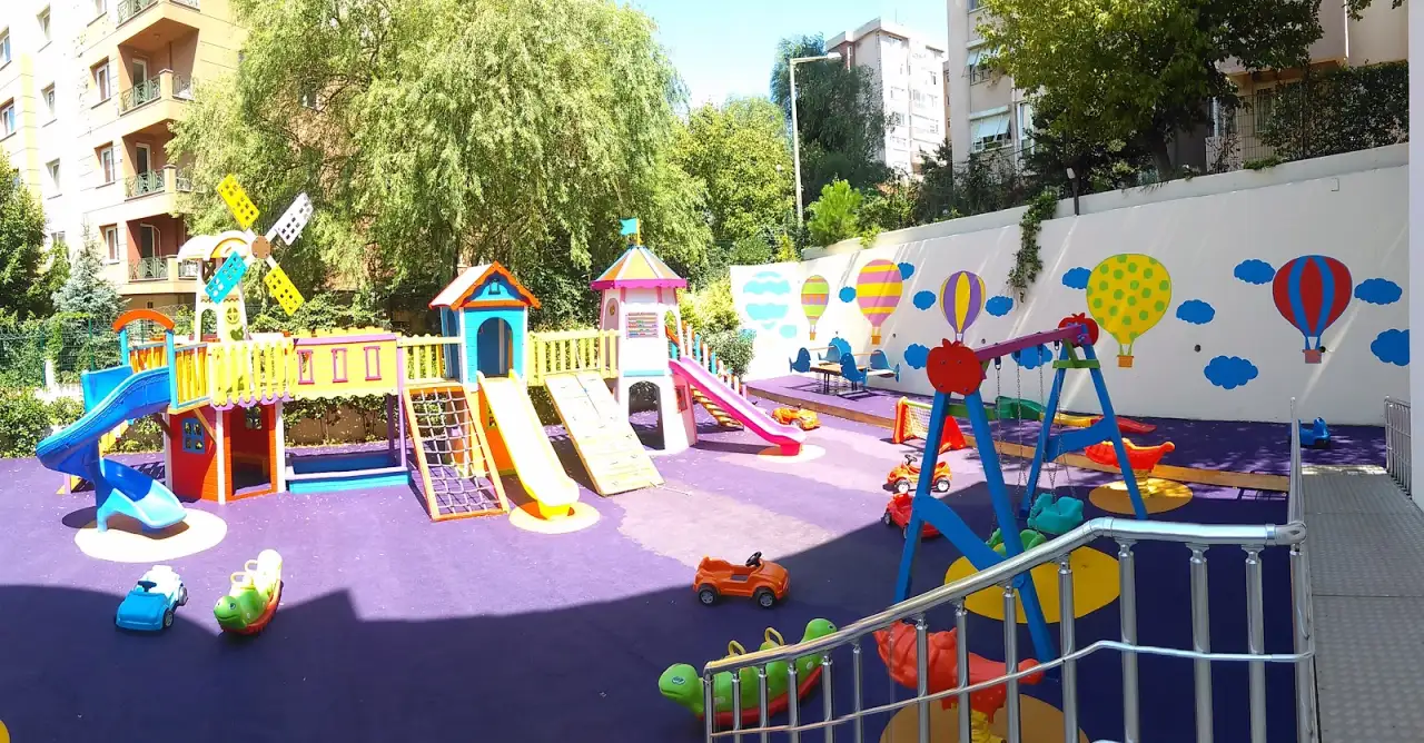 Sıtkı Çiftçi Gündüz Çocuk Bakımevi - Çocuk Bakım Merkezi - İstanbul