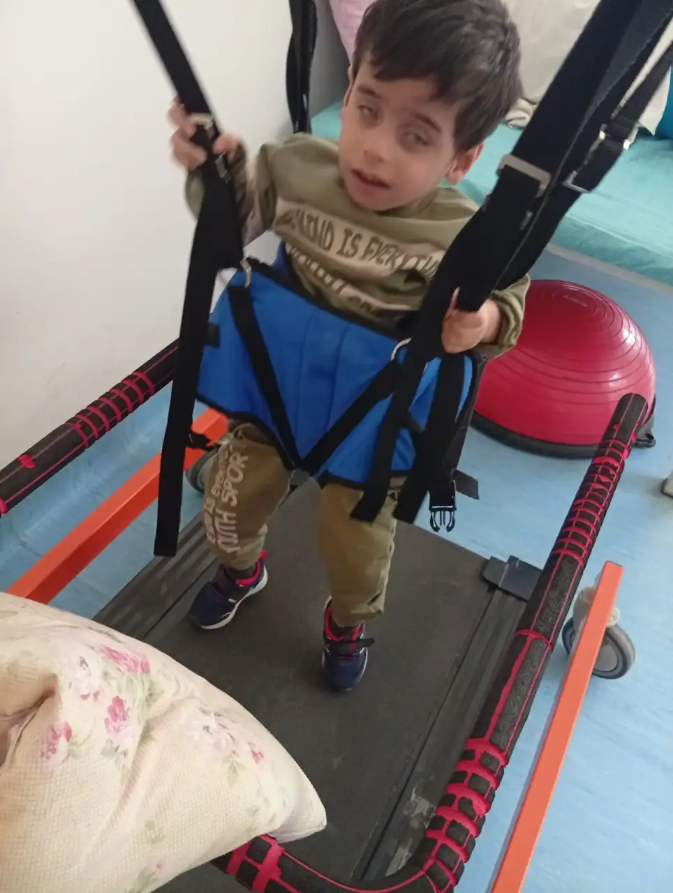 UZMAN ELLER ÖZEL EĞİTİM VE REHABİLİTASYON MERKEZİ